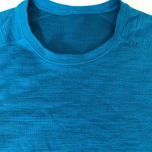 Metal Tech Vent Short Sleeve